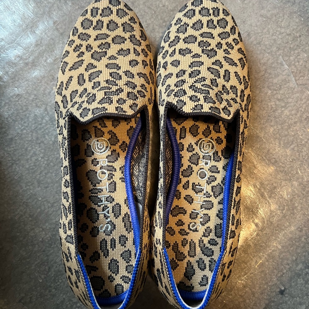 Perfect condition Rothy loafers!